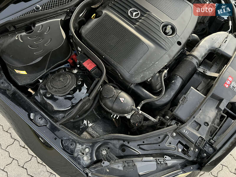 Седан Mercedes-Benz E-Class 2014 в Сваляві фото 41 Седан Mercedes-Benz E-Class 2014 в Сваляві