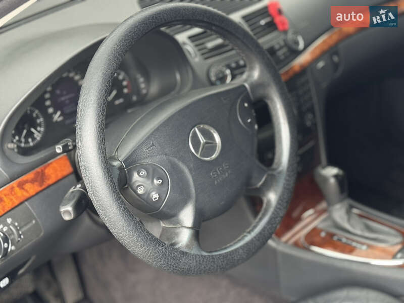 Седан Mercedes-Benz E-Class 2003 в Днепре фото 12 Седан Mercedes-Benz E-Class 2003 в Днепре