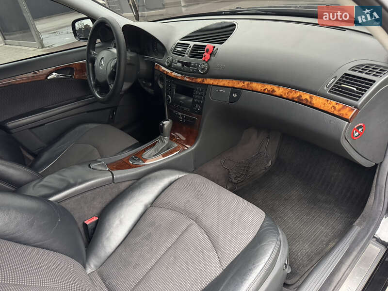 Седан Mercedes-Benz E-Class 2003 в Днепре фото 25 Седан Mercedes-Benz E-Class 2003 в Днепре