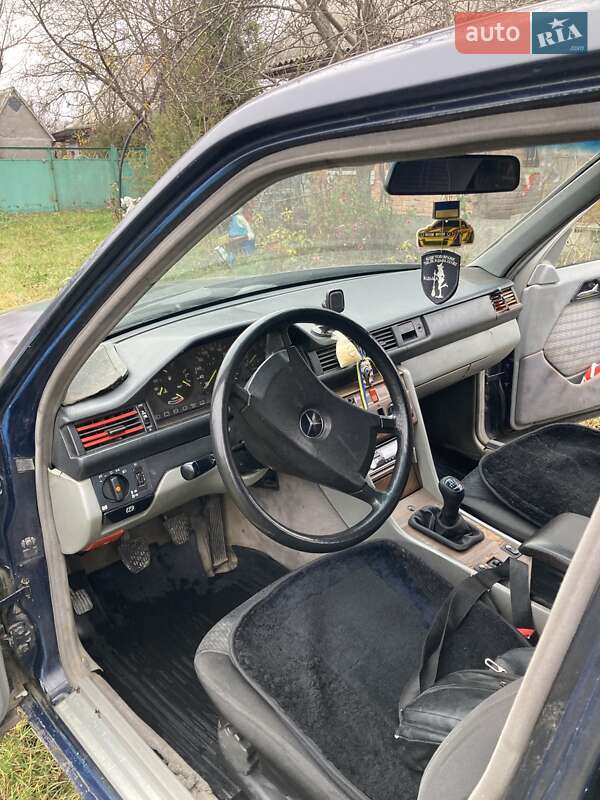 Седан Mercedes-Benz E-Class 1989 в Білій Церкві