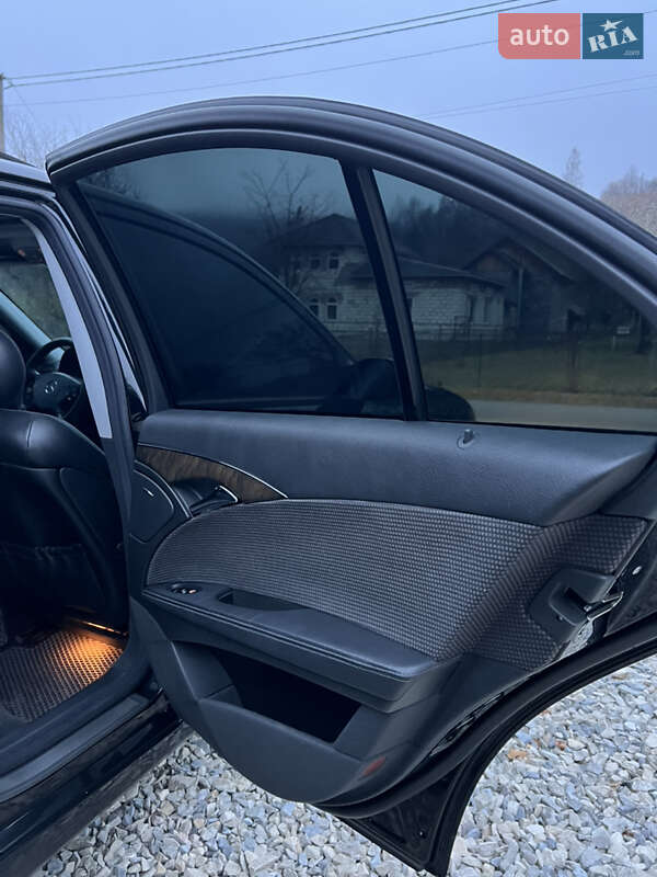 Седан Mercedes-Benz E-Class 2002 в Косові