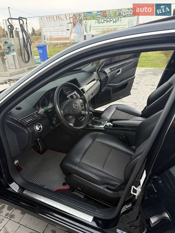 Седан Mercedes-Benz E-Class 2011 в Виноградові фото 8 Седан Mercedes-Benz E-Class 2011 в Виноградові