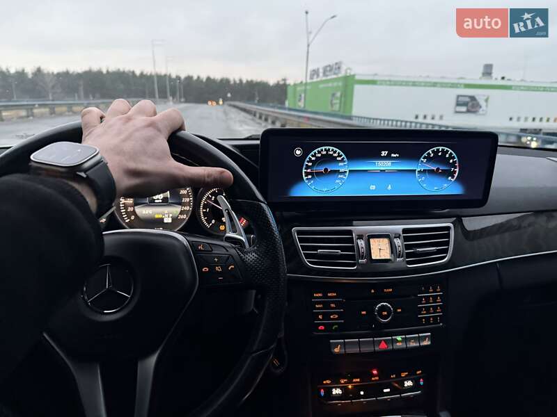 Седан Mercedes-Benz E-Class 2015 в Киеве