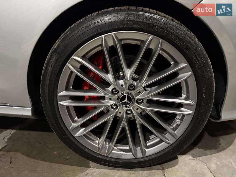 Седан Mercedes-Benz E-Class 2015 в Киеве