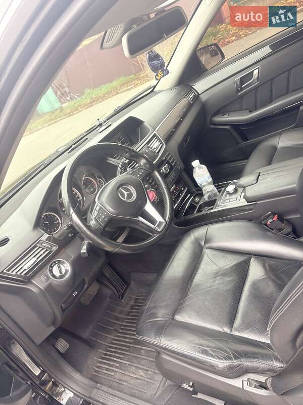 Седан Mercedes-Benz E-Class 2012 в Житомире фото 8 Седан Mercedes-Benz E-Class 2012 в Житомире