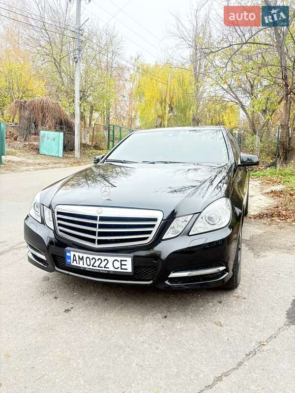 Седан Mercedes-Benz E-Class 2012 в Житомире фото 21 Седан Mercedes-Benz E-Class 2012 в Житомире
