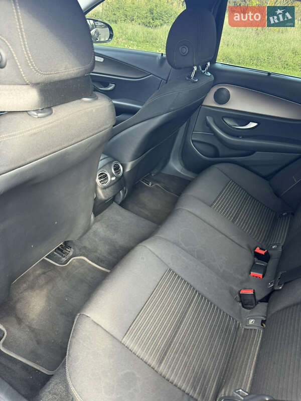 Седан Mercedes-Benz E-Class 2017 в Львові фото 11 Седан Mercedes-Benz E-Class 2017 в Львові