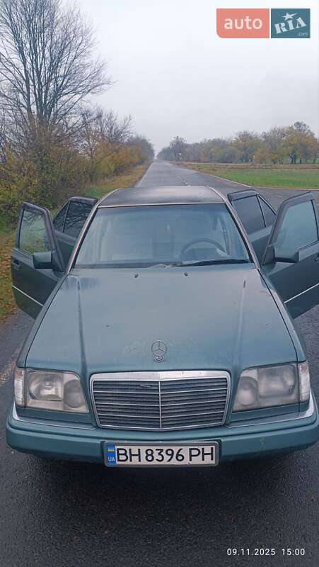 Седан Mercedes-Benz E-Class 1994 в Болграді фото 24 Седан Mercedes-Benz E-Class 1994 в Болграді