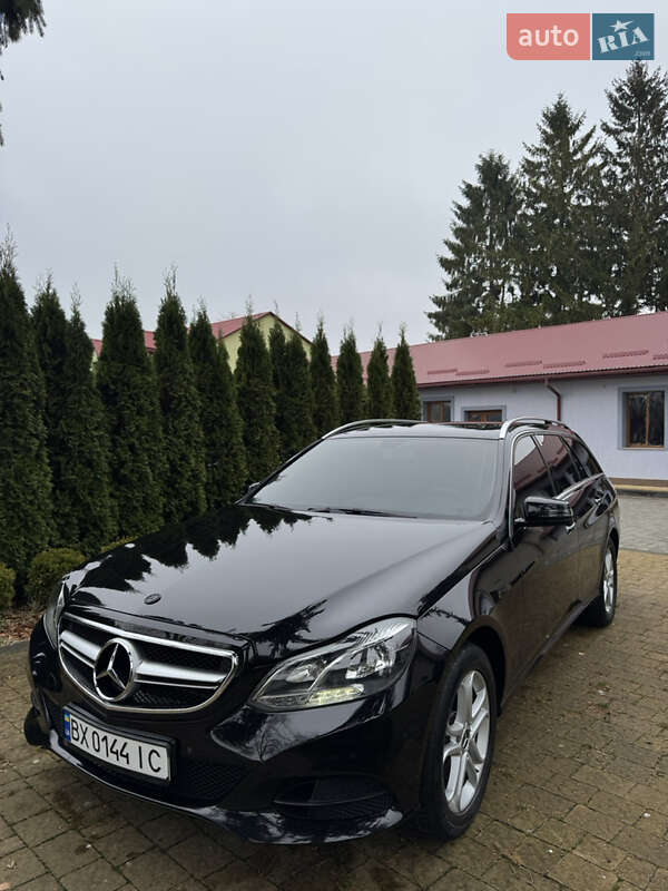 Универсал Mercedes-Benz E-Class 2015 в Львове фото 28 Универсал Mercedes-Benz E-Class 2015 в Львове