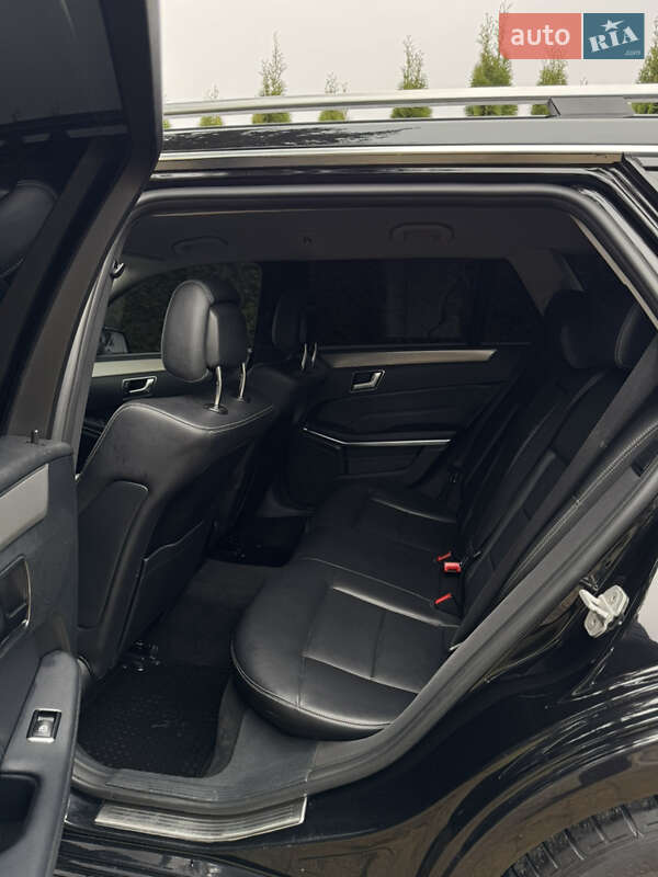 Универсал Mercedes-Benz E-Class 2015 в Львове фото 36 Универсал Mercedes-Benz E-Class 2015 в Львове