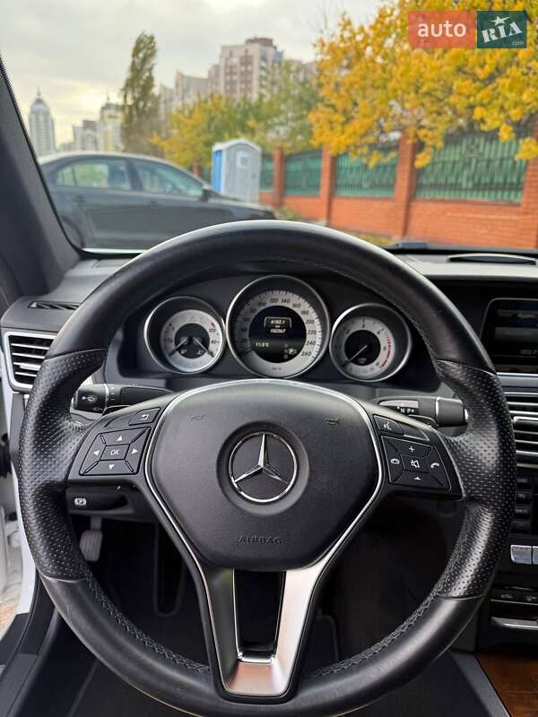 Купе Mercedes-Benz E-Class 2013 в Києві фото 22 Купе Mercedes-Benz E-Class 2013 в Києві