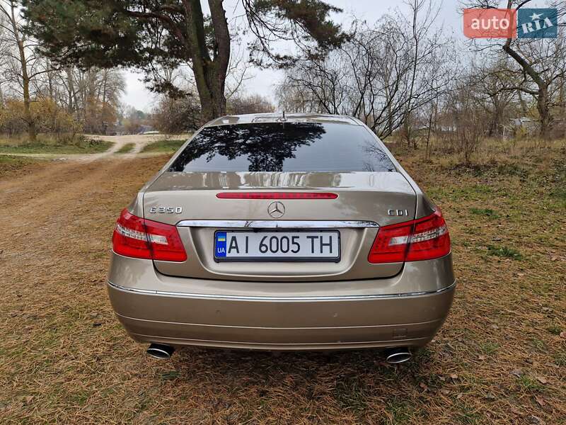 Купе Mercedes-Benz E-Class 2010 в Вишгороді фото 6 Купе Mercedes-Benz E-Class 2010 в Вишгороді