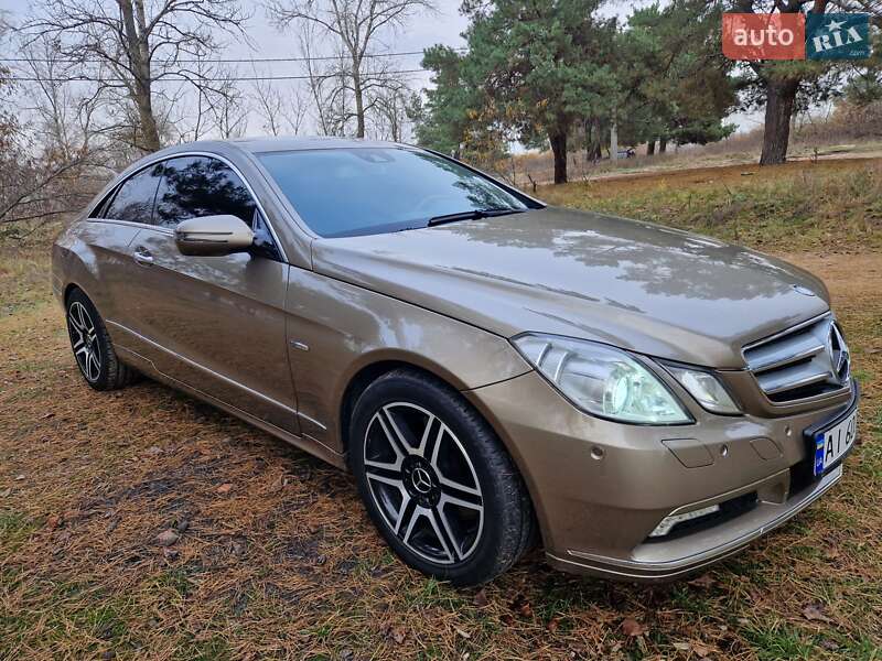Купе Mercedes-Benz E-Class 2010 в Вишгороді фото 9 Купе Mercedes-Benz E-Class 2010 в Вишгороді