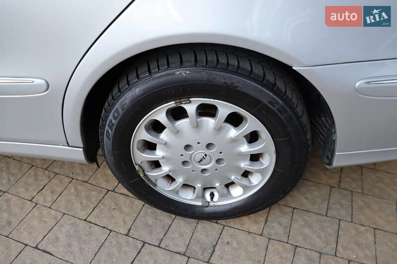 Универсал Mercedes-Benz E-Class 2005 в Львове фото 10 Универсал Mercedes-Benz E-Class 2005 в Львове