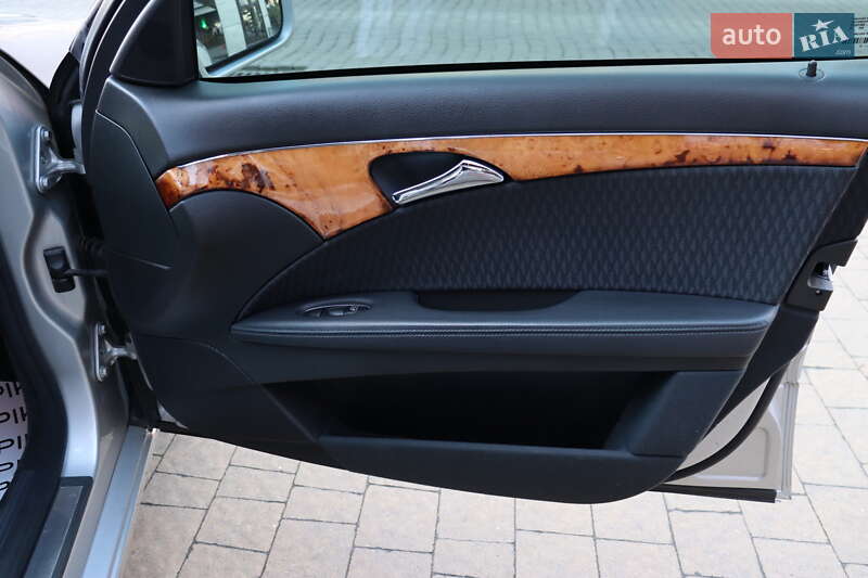 Универсал Mercedes-Benz E-Class 2005 в Львове фото 41 Универсал Mercedes-Benz E-Class 2005 в Львове