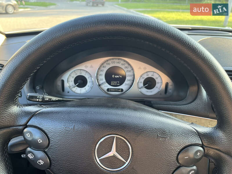 Седан Mercedes-Benz E-Class 2007 в Львове