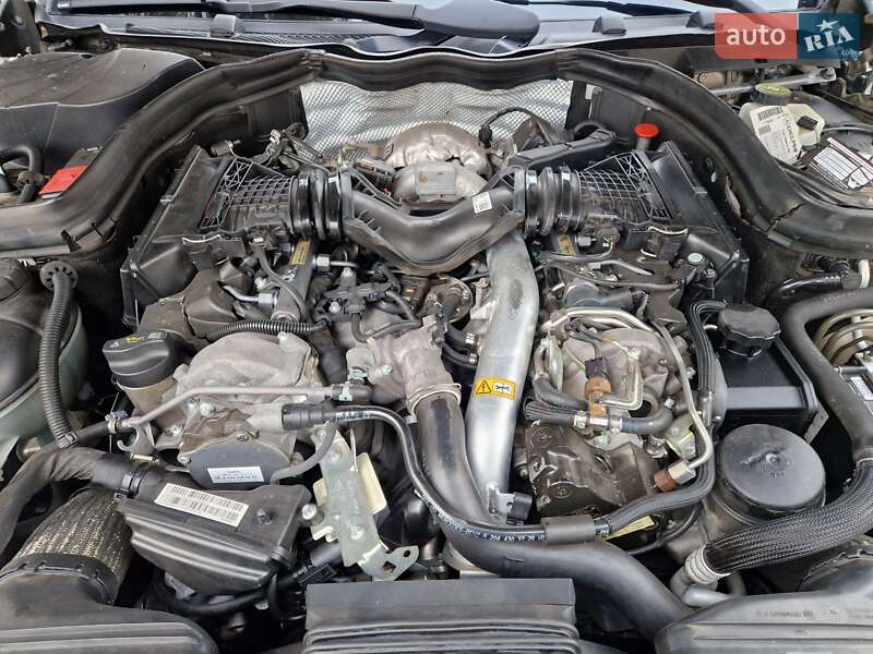 Купе Mercedes-Benz E-Class 2010 в Вишгороді фото 32 Купе Mercedes-Benz E-Class 2010 в Вишгороді