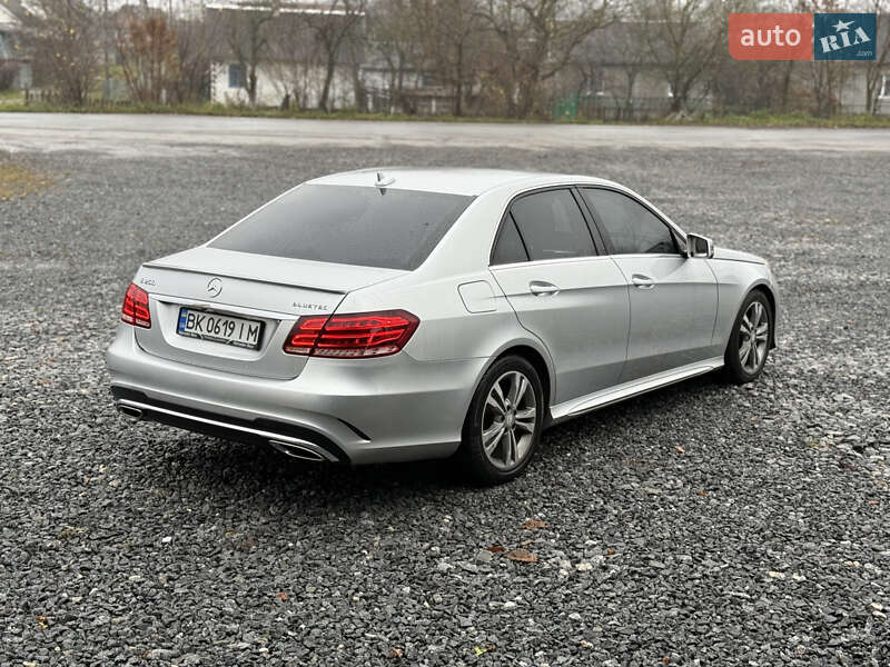 Седан Mercedes-Benz E-Class 2014 в Хмельницькому