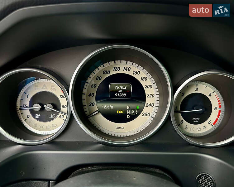 Седан Mercedes-Benz E-Class 2014 в Киеве