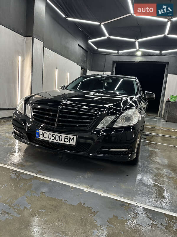 Седан Mercedes-Benz E-Class 2011 в Львове фото 8 Седан Mercedes-Benz E-Class 2011 в Львове