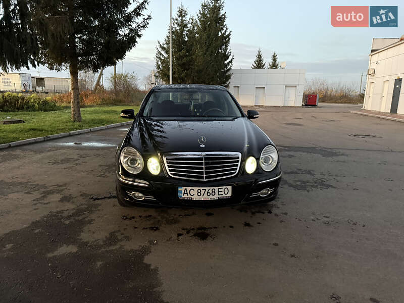 Седан Mercedes-Benz E-Class 2006 в Коломиї