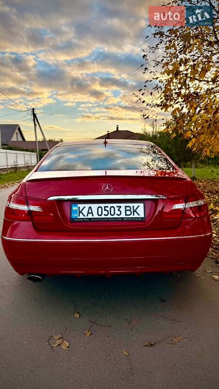 Купе Mercedes-Benz E-Class 2011 в Ужгороді фото 3 Купе Mercedes-Benz E-Class 2011 в Ужгороді