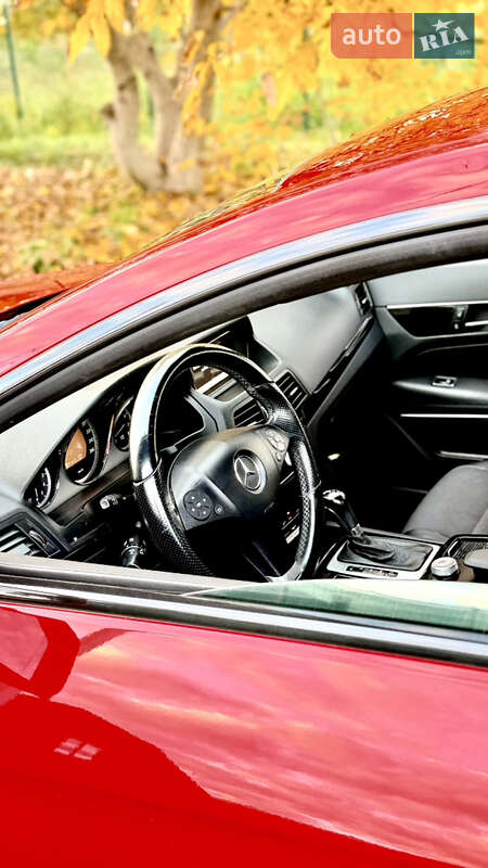 Купе Mercedes-Benz E-Class 2011 в Ужгороді фото 25 Купе Mercedes-Benz E-Class 2011 в Ужгороді