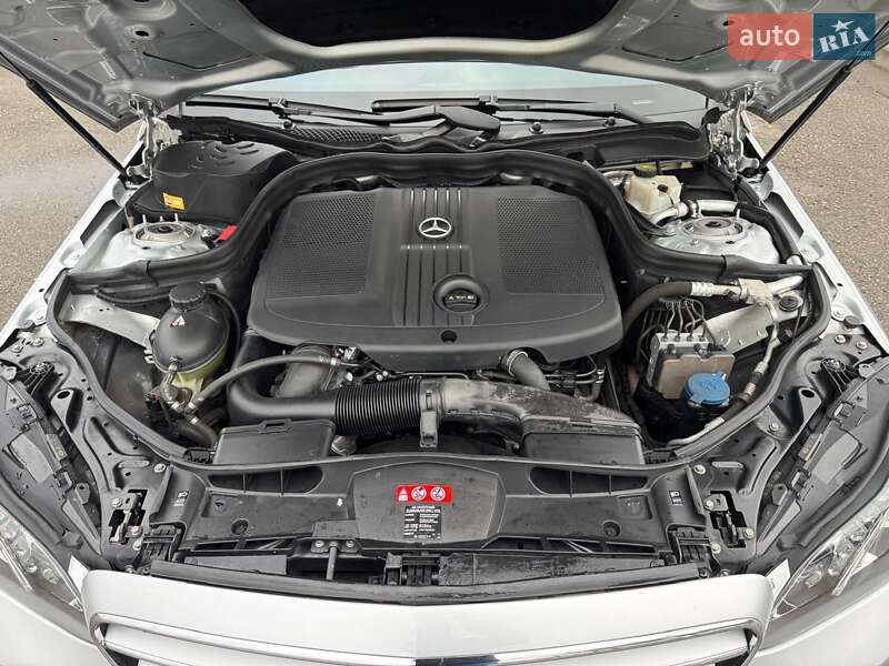 Седан Mercedes-Benz E-Class 2014 в Києві фото 31 Седан Mercedes-Benz E-Class 2014 в Києві