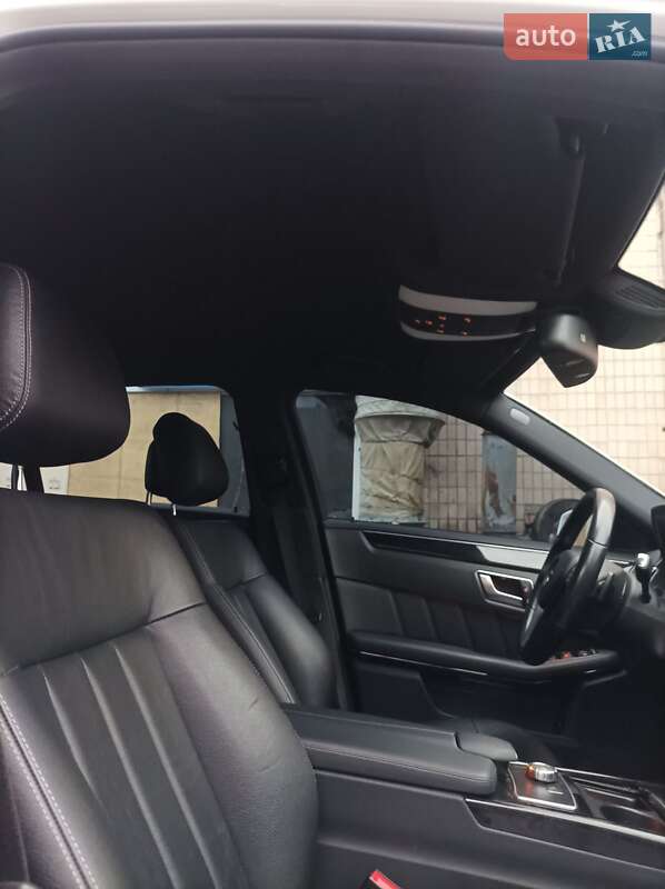 Седан Mercedes-Benz E-Class 2012 в Києві фото 11 Седан Mercedes-Benz E-Class 2012 в Києві