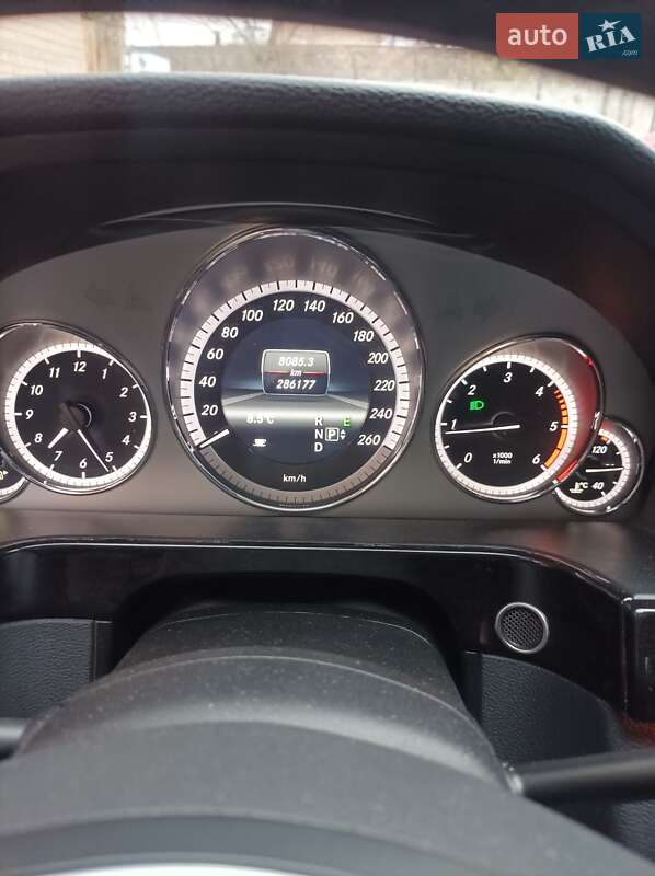 Седан Mercedes-Benz E-Class 2012 в Києві фото 20 Седан Mercedes-Benz E-Class 2012 в Києві