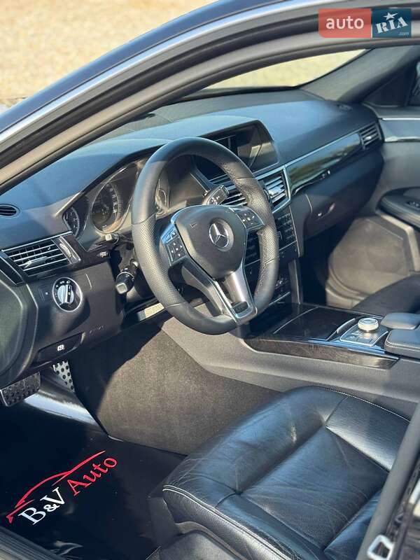 Седан Mercedes-Benz E-Class 2012 в Бродах