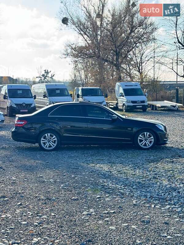 Седан Mercedes-Benz E-Class 2012 в Бродах