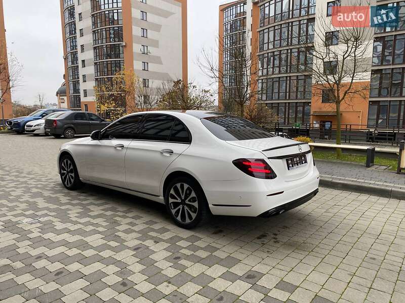Седан Mercedes-Benz E-Class 2018 в Івано-Франківську