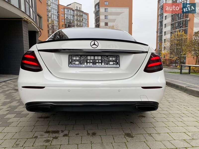 Седан Mercedes-Benz E-Class 2018 в Івано-Франківську