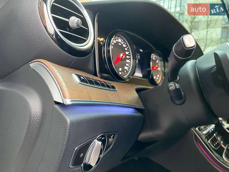 Седан Mercedes-Benz E-Class 2018 в Івано-Франківську