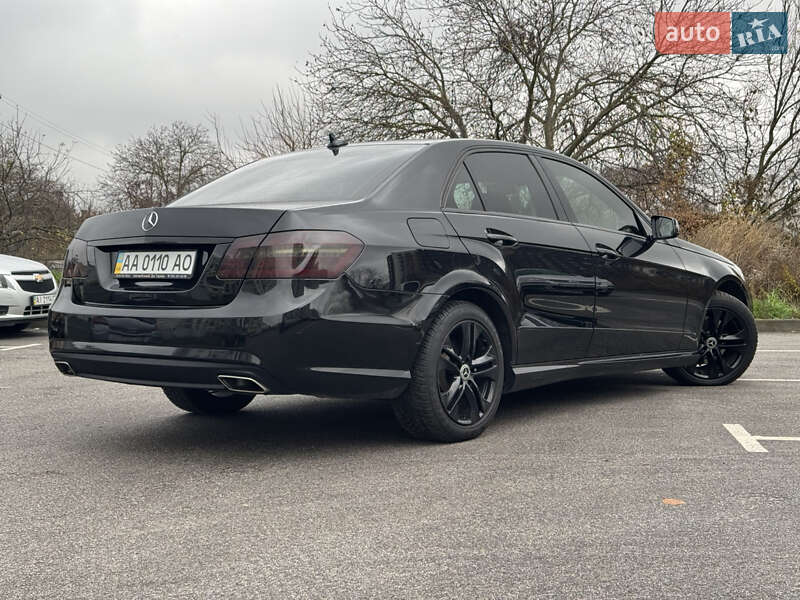 Седан Mercedes-Benz E-Class 2012 в Києві фото 3 Седан Mercedes-Benz E-Class 2012 в Києві