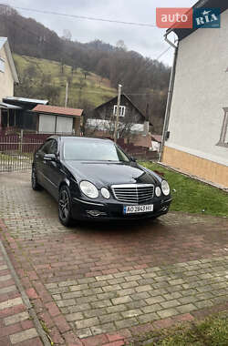 Седан Mercedes-Benz E-Class 2007 в Ужгороде