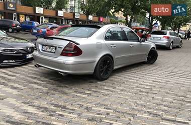 Седан Mercedes-Benz E-Class 2004 в Синельниковому