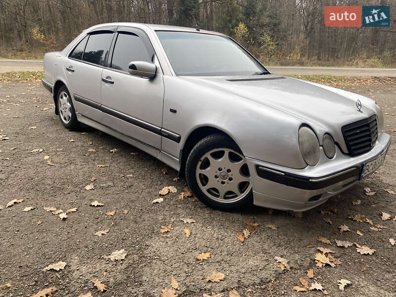 Седан Mercedes-Benz E-Class 1996 в Дрогобичі фото 5 Седан Mercedes-Benz E-Class 1996 в Дрогобичі