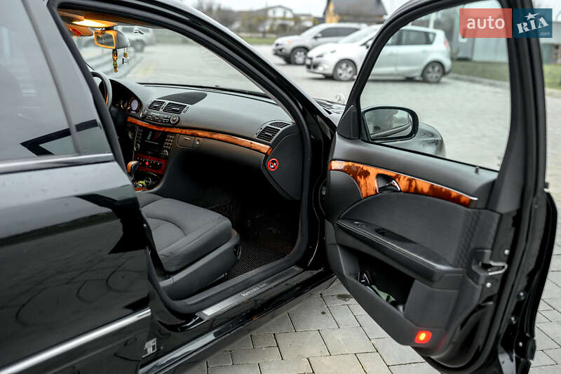 Універсал Mercedes-Benz E-Class 2004 в Здолбуніві