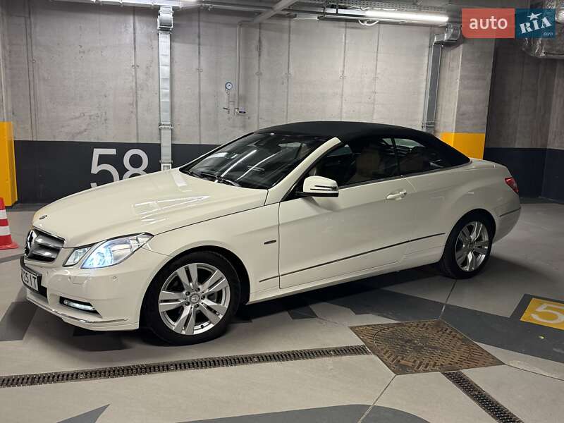 Кабріолет Mercedes-Benz E-Class 2011 в Києві фото 3 Кабріолет Mercedes-Benz E-Class 2011 в Києві