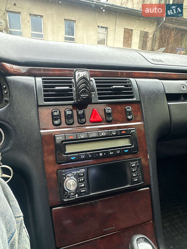 Седан Mercedes-Benz E-Class 1997 в Одессе
