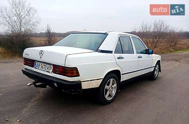 Седан Mercedes-Benz E-Class 1986 в Балаклії