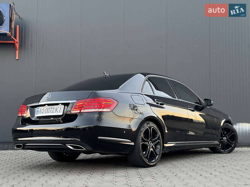 Седан Mercedes-Benz E-Class 2014 в Мукачевому