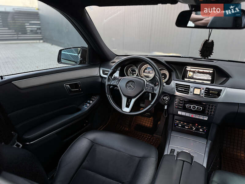Седан Mercedes-Benz E-Class 2014 в Мукачевому