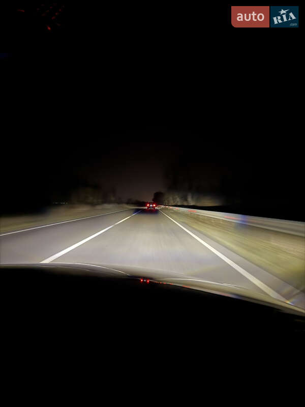 Седан Mercedes-Benz E-Class 2013 в Ужгороде