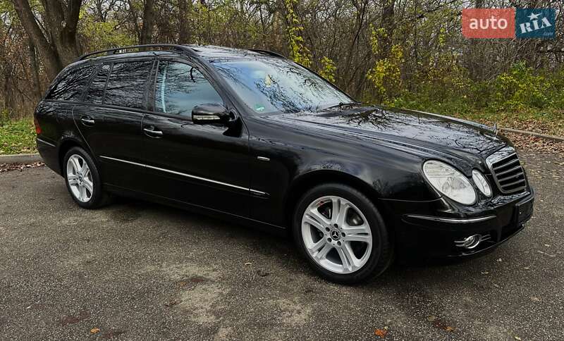 Универсал Mercedes-Benz E-Class 2009 в Киеве