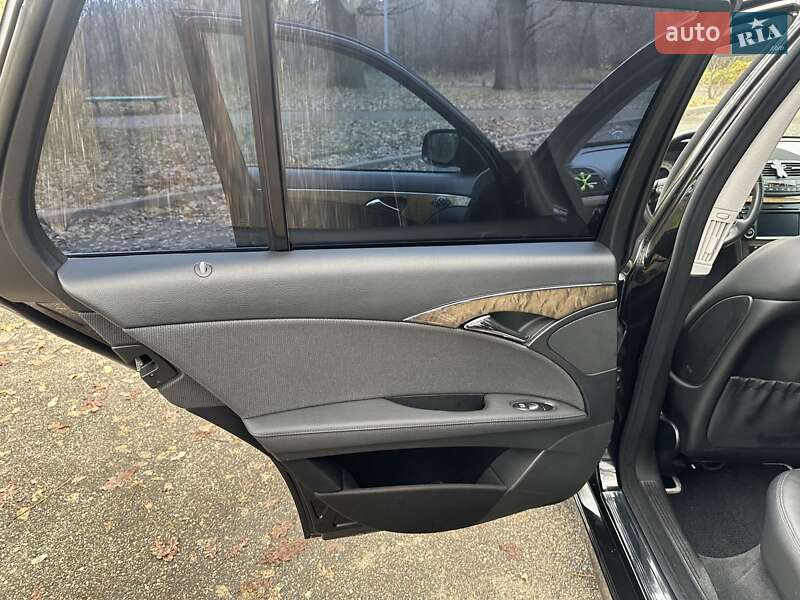 Универсал Mercedes-Benz E-Class 2009 в Киеве