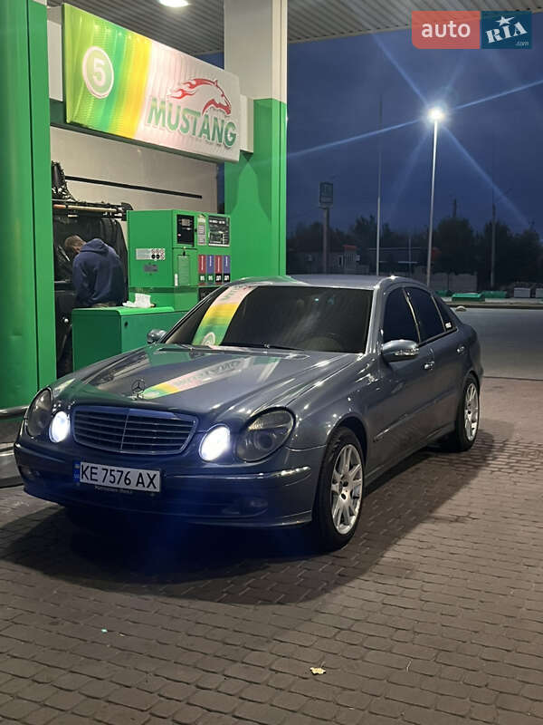 Седан Mercedes-Benz E-Class 2002 в Павлограді фото 3 Седан Mercedes-Benz E-Class 2002 в Павлограді