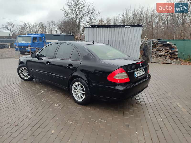 Седан Mercedes-Benz E-Class 2009 в Каменец-Подольском